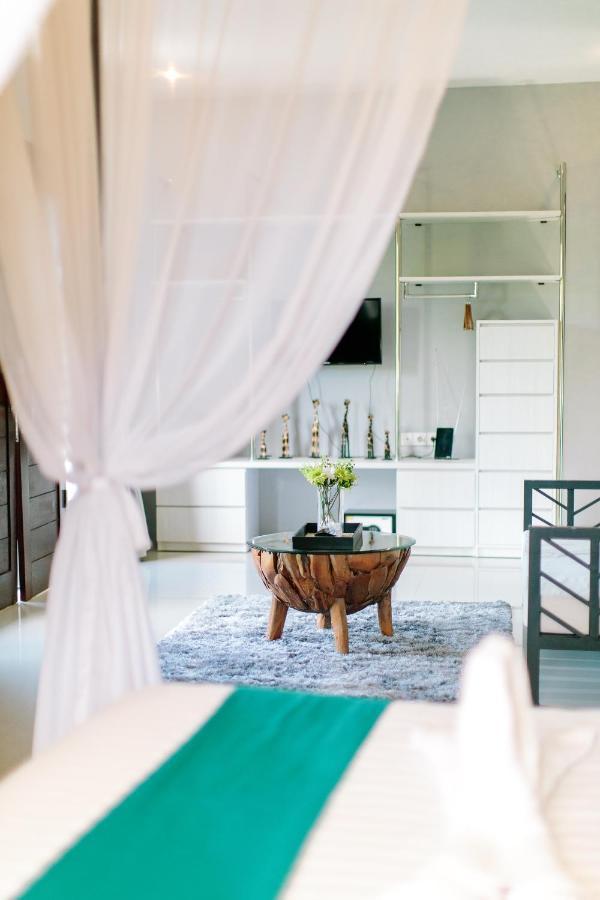 Villa Habibi Uluwatu Buitenkant foto