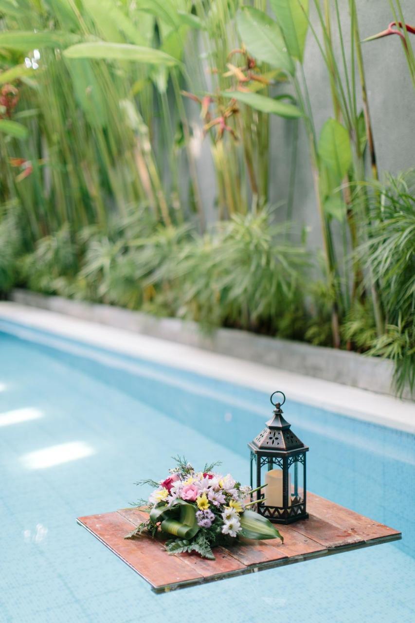 Villa Habibi Uluwatu Buitenkant foto
