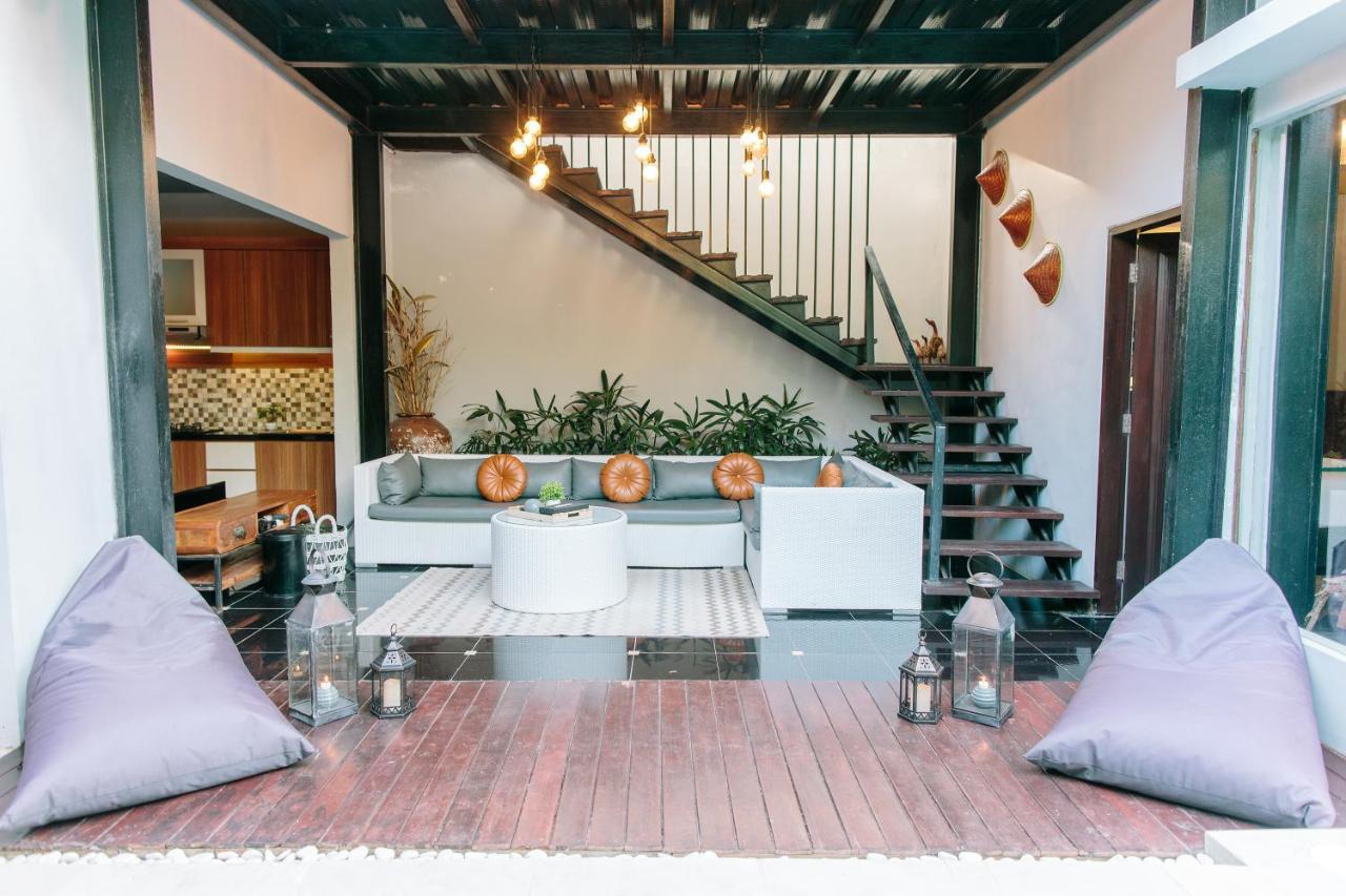 Villa Habibi Uluwatu Buitenkant foto